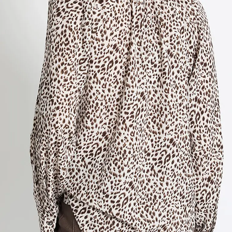 BLUSA ESTAMPADA  ESCOTE FRUNCES (TALLA L) 5