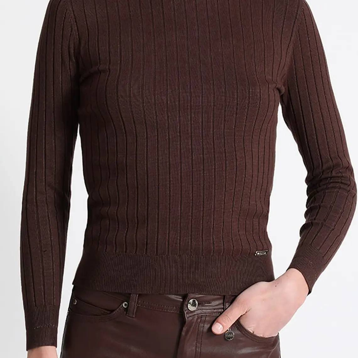 JERSEY TEJIDO CUELLO ALTO  DETALLES LUREX (TALLA S) 1