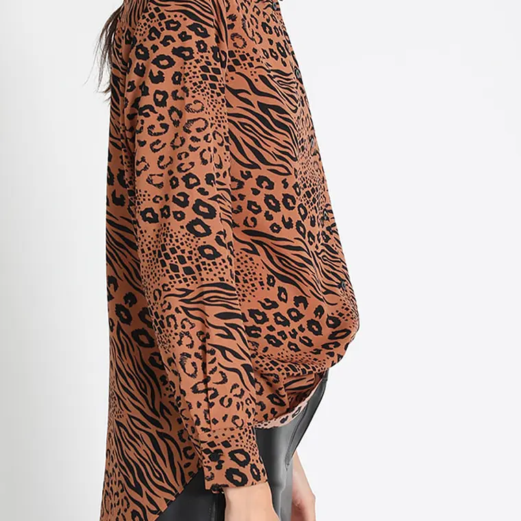 BLUSA CAMISERA ESTAMPADO ANIMAL CAFÉ (TALLA M) 5