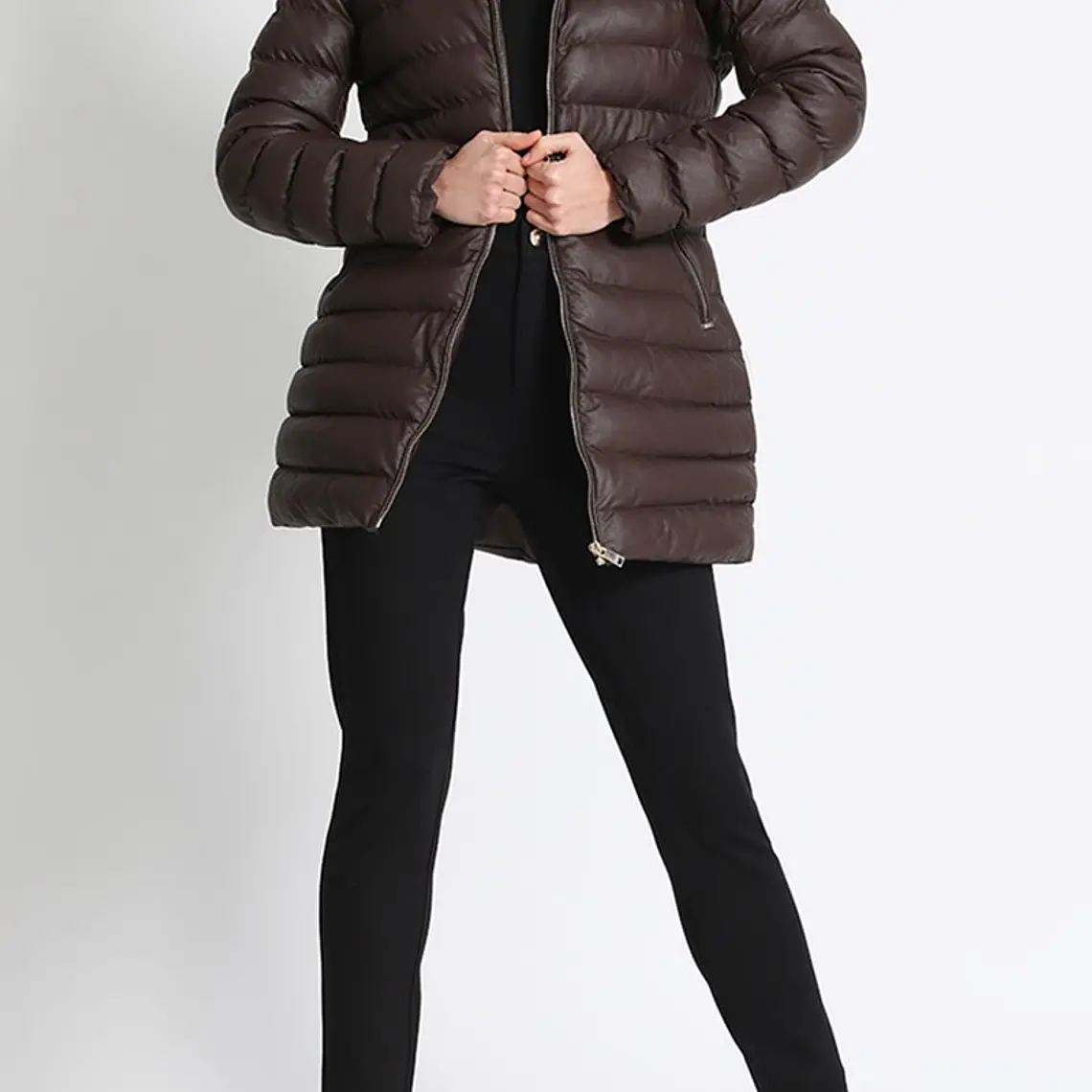 PARKA EFECTO CUERO CON CAPUCHÓN CHOCOLATE (TALLA L) 5