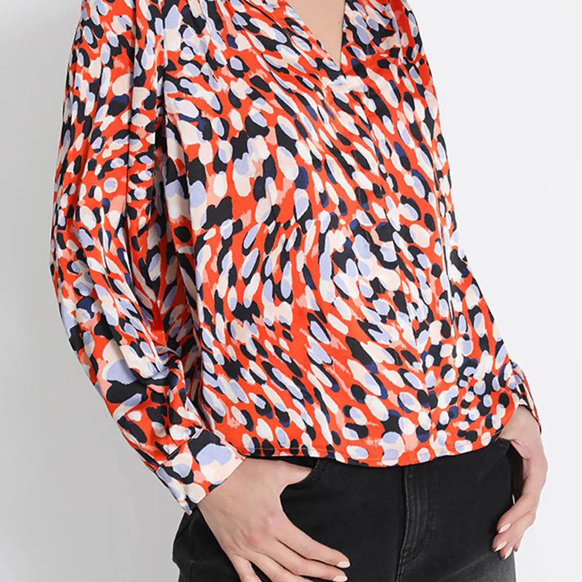 BLUSA CAMISERA SATÍN ESTAMPADO NARANJO (TALLA L) 1