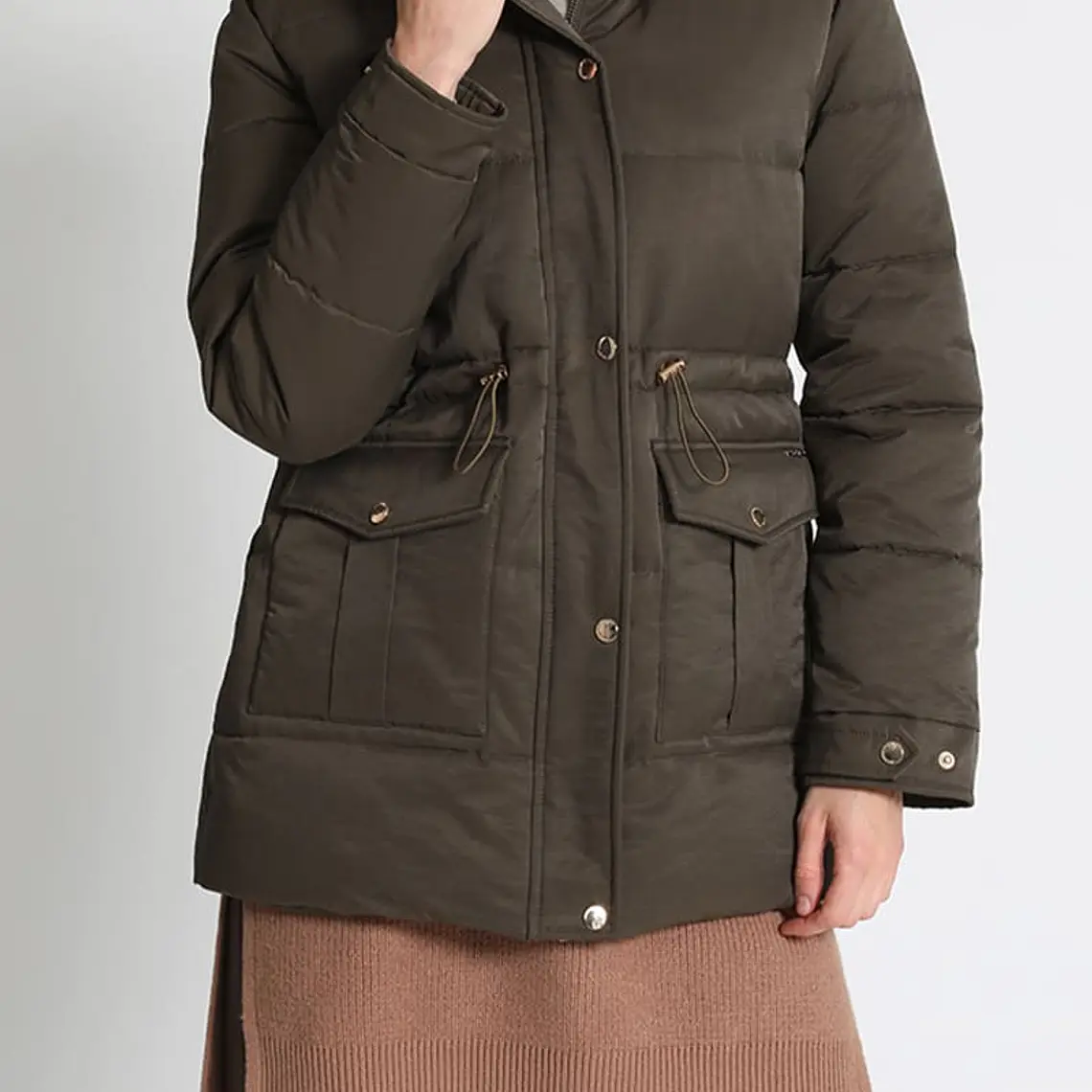 PARKA CON CAPUCHÓN Y RODÓN DE PIEL MILITAR (TALLAS S a L) 1