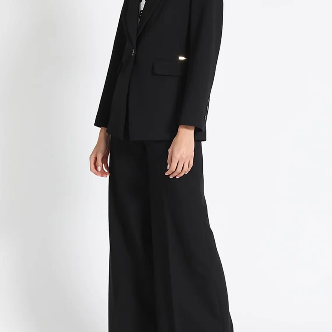 BLAZER LARGO ENTALLADO NEGRO (TALLAS 42 a 46) 6