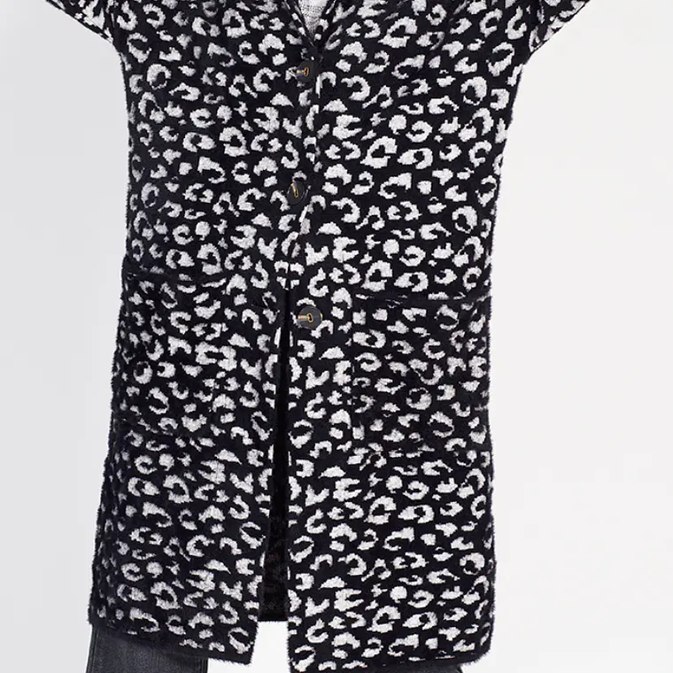 ABRIGO RECTO TEJIDO LEOPARDO  NEGRO (TALLA L) 3