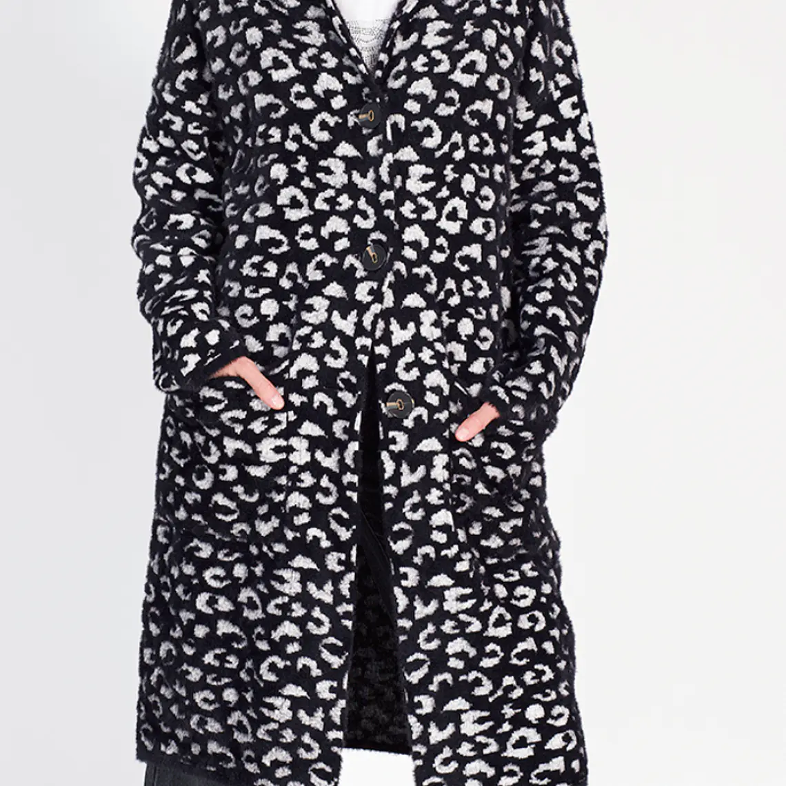 ABRIGO RECTO TEJIDO LEOPARDO  NEGRO (TALLA L) 6