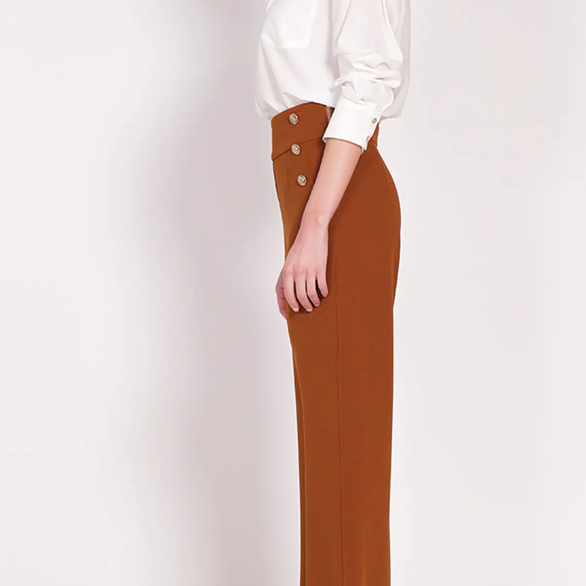 PANTALON RECTO TIRO ALTO TABACO (TALLA L) 2