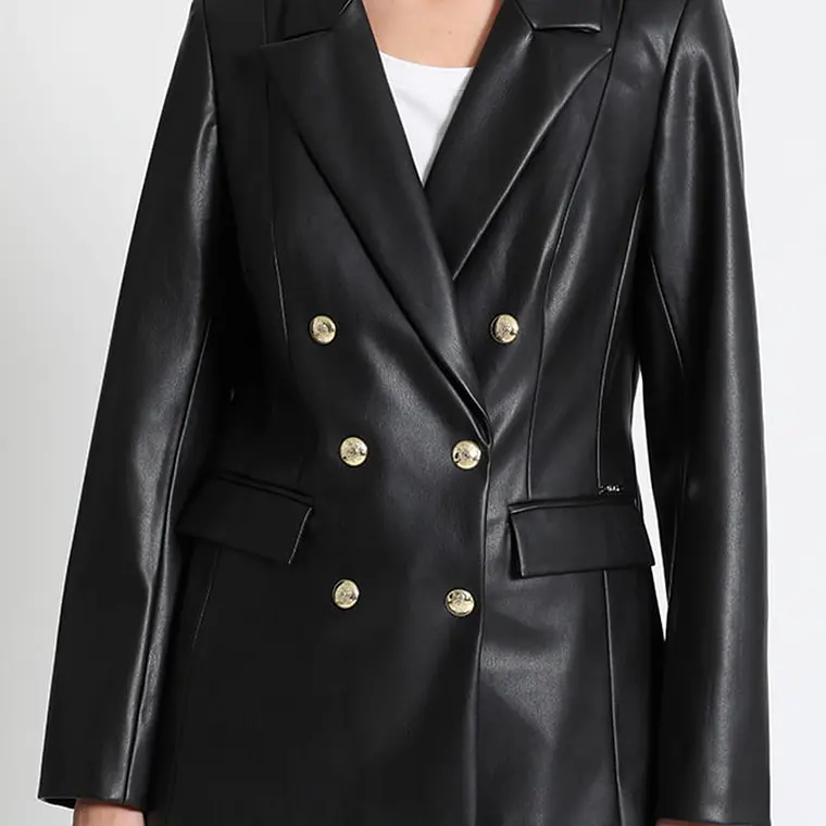 BLAZER LARGO ENTALLADO EFECTO CUERO  NEGRO (TALLA 46) 1