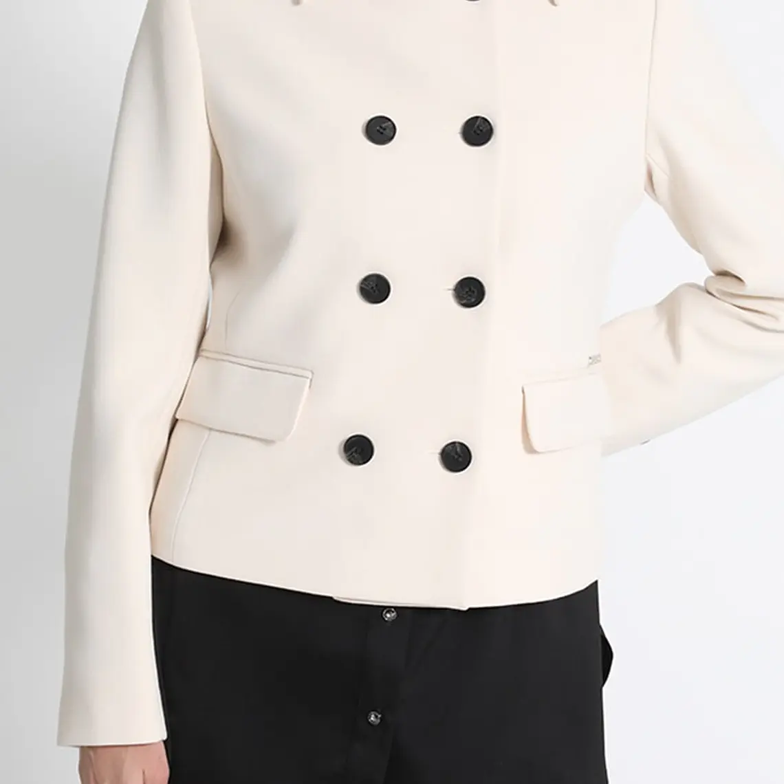 CHAQUETA ENTALLADA CORTA CRUDO  CON CUELLO (TALLA 44) 6