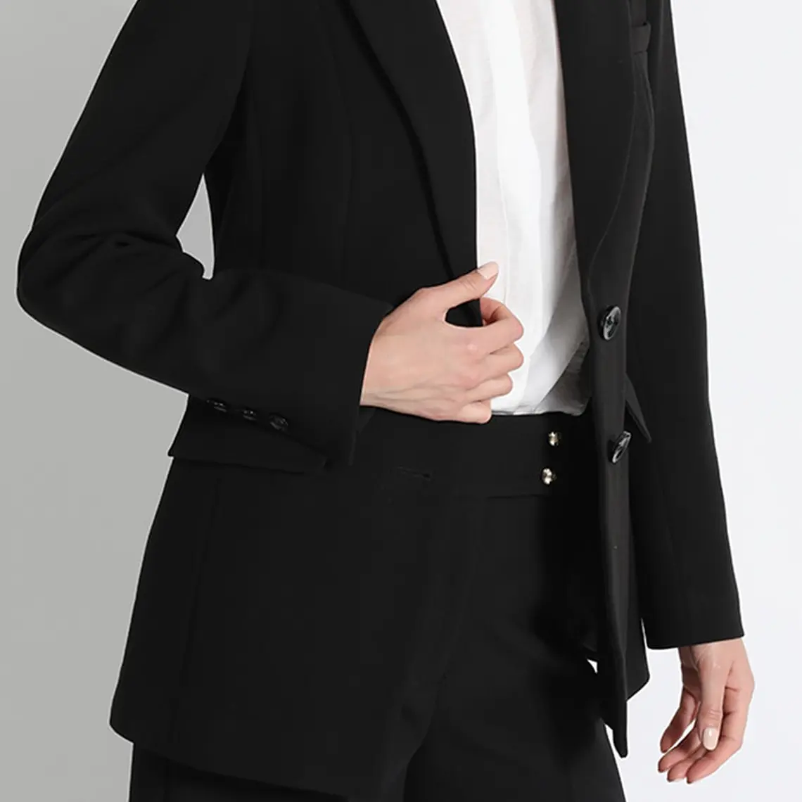 BLAZER LARGO ENTALLADO  NEGRO 5