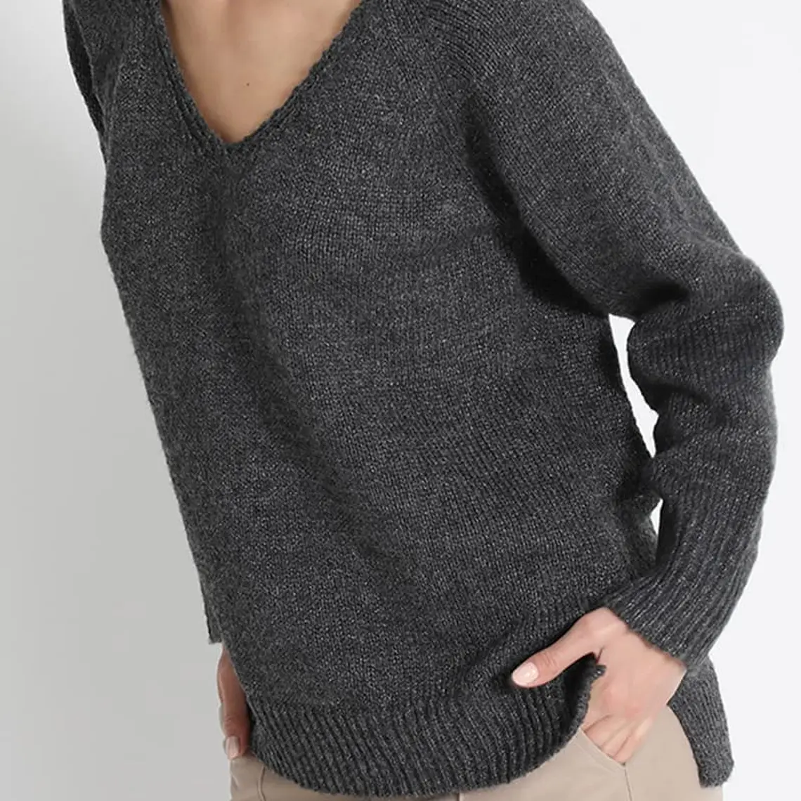 JERSEY LARGO TEJIDO LUREX GRAFITO  ESCOTE EN V Y CUELLO DESMONTABLE (TALLA L) 1