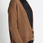 JERSEY TEJIDO TIPO CÁRDIGAN CAFÉ  CRUCE FRONTAL SIMPLE PRONUNCIADO CON DOS BOTONES - Miniatura 3