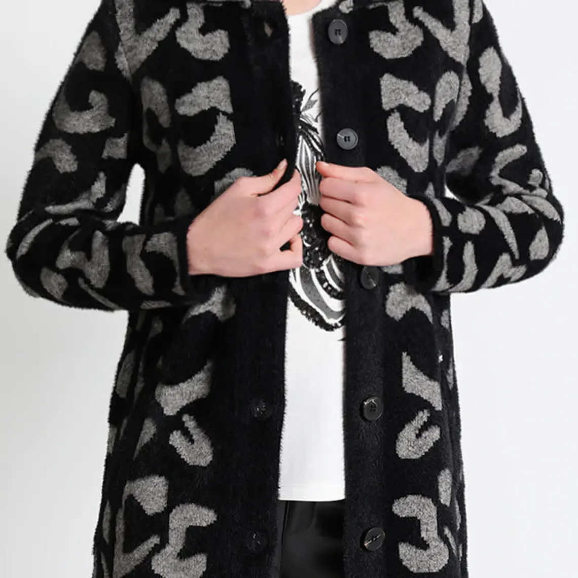 ABRIGO  RECTO TEJIDO JACQUARD GRIS  CON CUELLO (TALLA L) 4