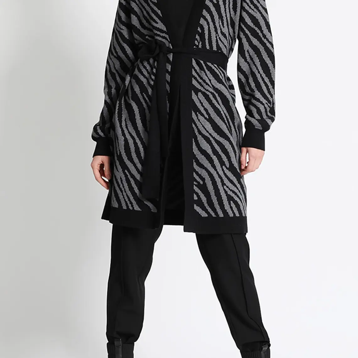 JERSEY TEJIDO TIPO TAPADO CON LAZO  CEBRA GRIS (TALLA L) 2