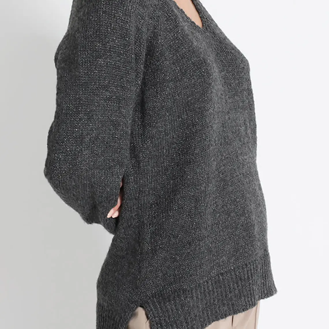 JERSEY LARGO TEJIDO LUREX GRAFITO  ESCOTE EN V Y CUELLO DESMONTABLE (TALLA L) 5