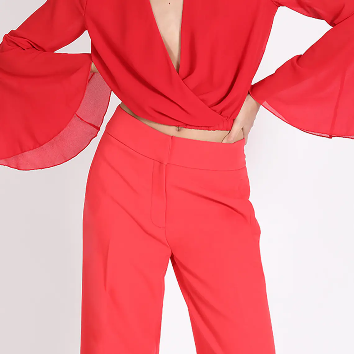 BLUSA M/L CRUZADA ESCOTE V CORTA PUÑO VUELO ROJO (TALLA S) 1