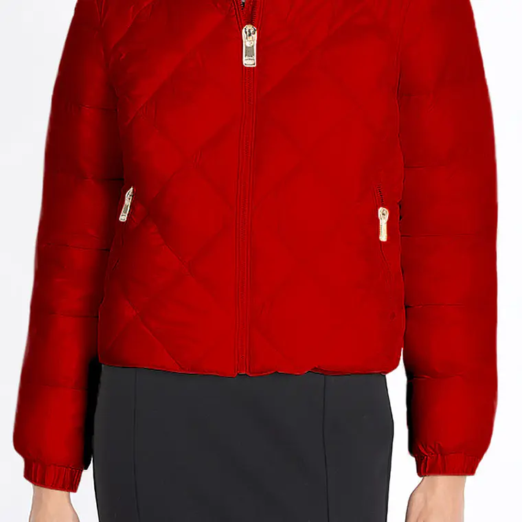 PARKA CORTA RECTA TIPO MOMBER CUELLO ALTO ROJO 4