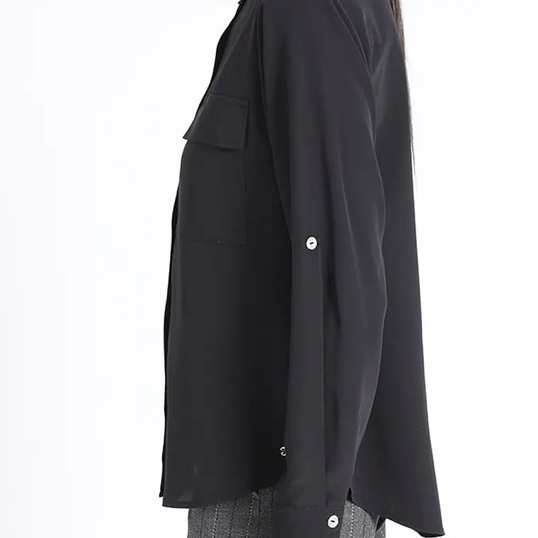 BLUSA M/L CAMISERA CON BOLSILLOS CARGO Y ROLL UP NEGRO (TALLA S) 3