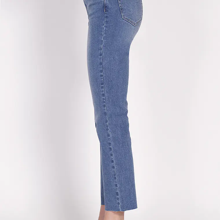 JEANS CROPPED STRAIGHT  TIRO MEDIO (talla 44) 2