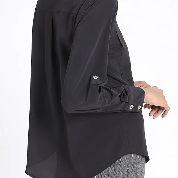 BLUSA M/L CAMISERA CON BOLSILLOS CARGO Y ROLL UP NEGRO (TALLA S) 5