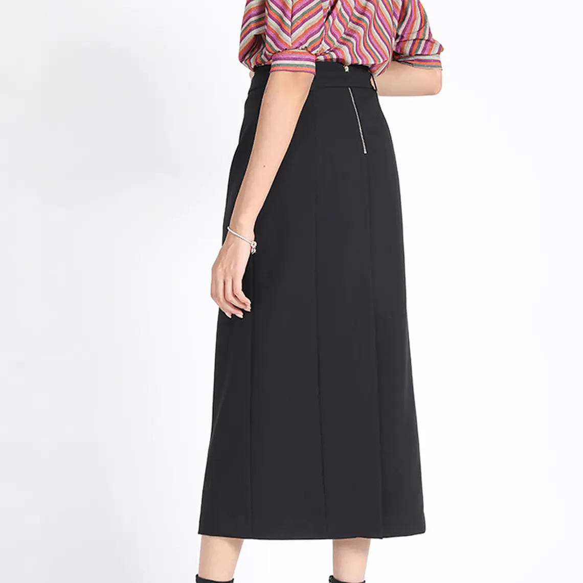 FALDA MIDI CON CINTURON  NEGRO 4