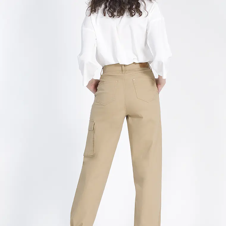 PANTALÓN CARGO TIRO MEDIO CAFÉ 6