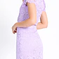 VESTIDO RODILLA MANGA CORTA CON CRUCE ENCAJE COLOR LILA - Miniatura 4