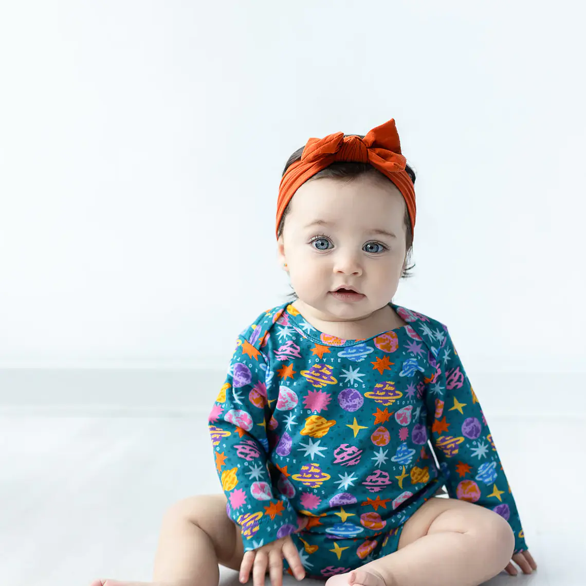 BODY VERDE GALAXIA ALGODÓN PERUANO (6 MESES) 2