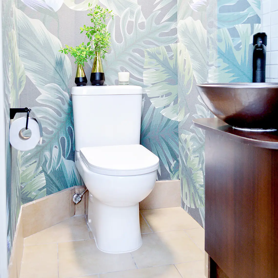TAZA Y ESTANQUE WC ATOS VERTICAL CON ASIENTO, FIJACIONES Y MANGUITO EXCÉNTRICO 90 MM. 5