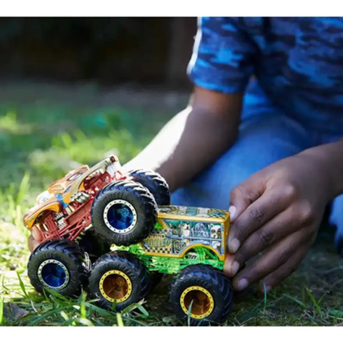 HOT WHEELS PAQUETE SORPRESA 2 AUTOS 1:64 (PRODUCTO ALEATORIO) 7