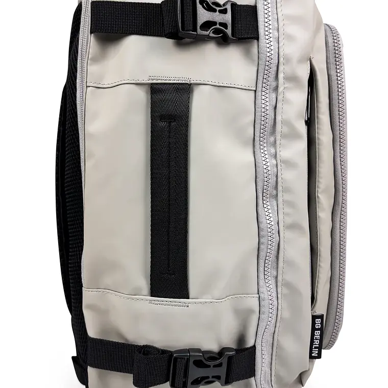 MOCHILA MOBIBAG VIRAL 24 LTS  - COLOR GRIS 4