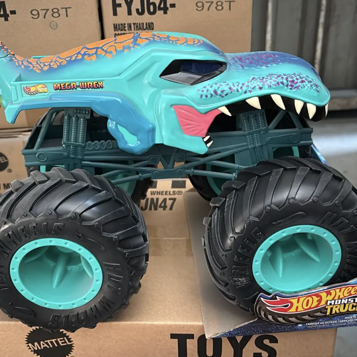 HOT WHEELS MONSTER TRUCKS COLOSSAL MEGA-WREX 1