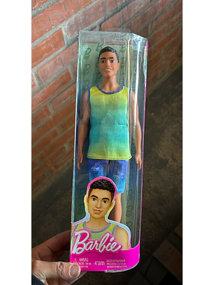 BARBIE FASHIONISTA MUÑECO KEN SORPRESA - MORENO