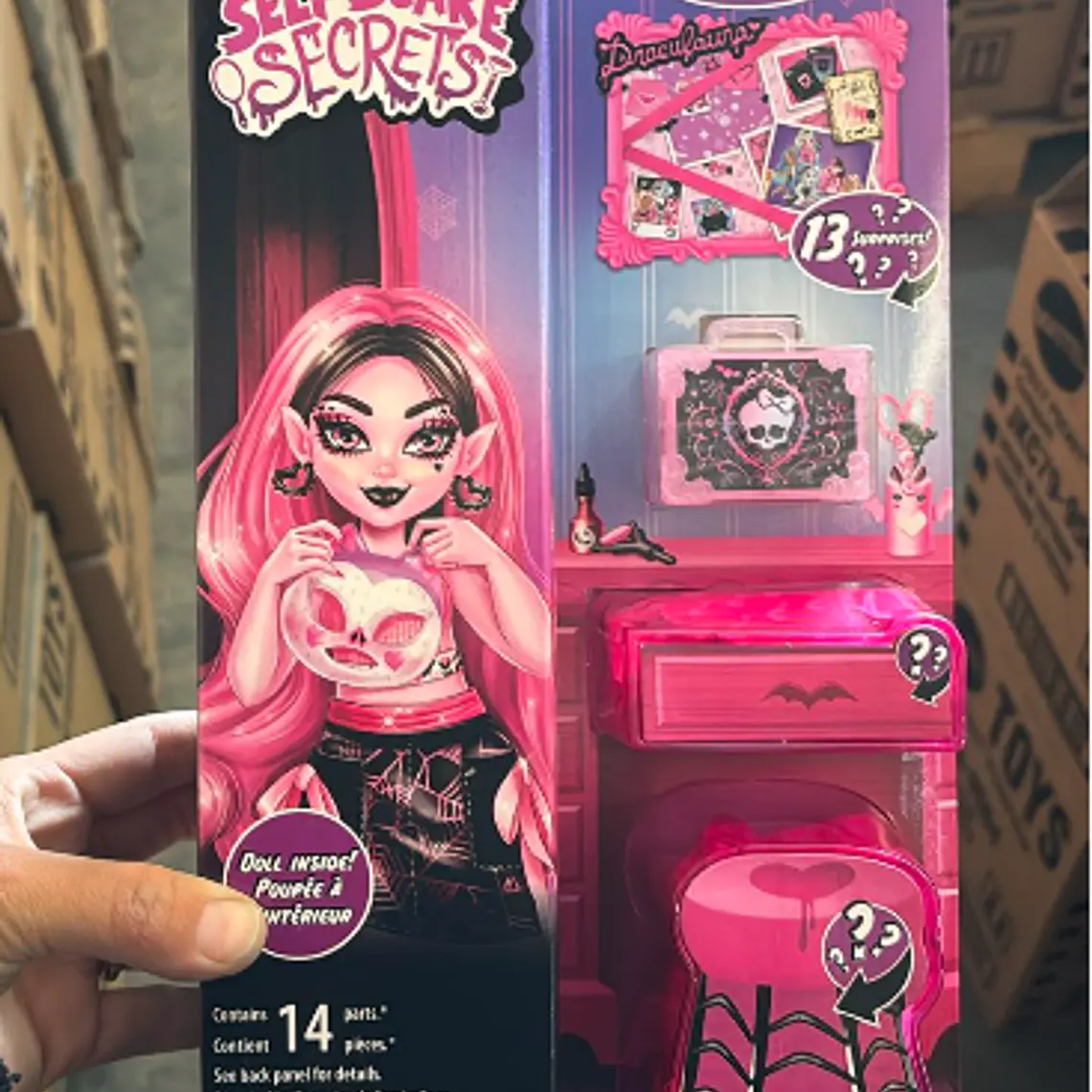 MONSTER HIGH MUÑECA SELF-SCARE SECRETS SERIE 1 SORPRESA - ROSADA 1