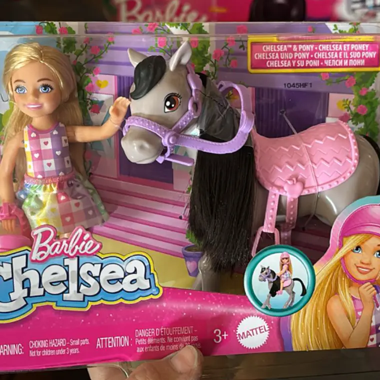 BARBIE SET CHELSEA PASEO EN PONY 1