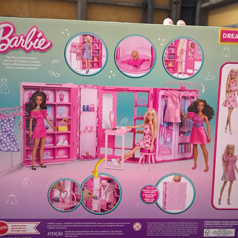 BARBIE SET CLÓSET DE LOS SUEÑOS CON ACCESORIOS Y MUÑECA 1