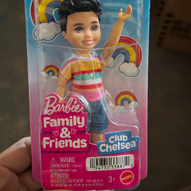 BARBIE MUÑECA CHELSEA SORPRESA - NIÑO 1