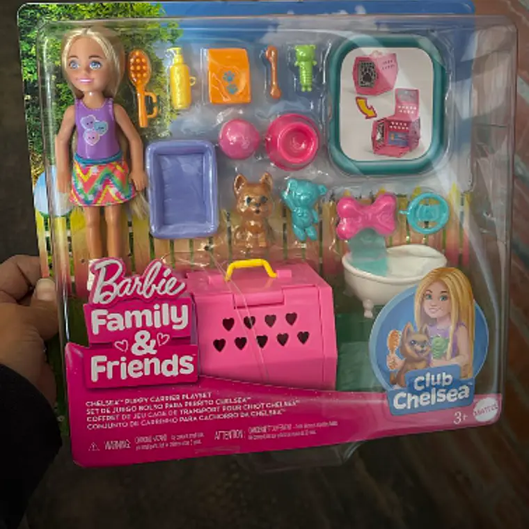 BARBIE SET CHELSEA FIESTA DE PERRITOS 1