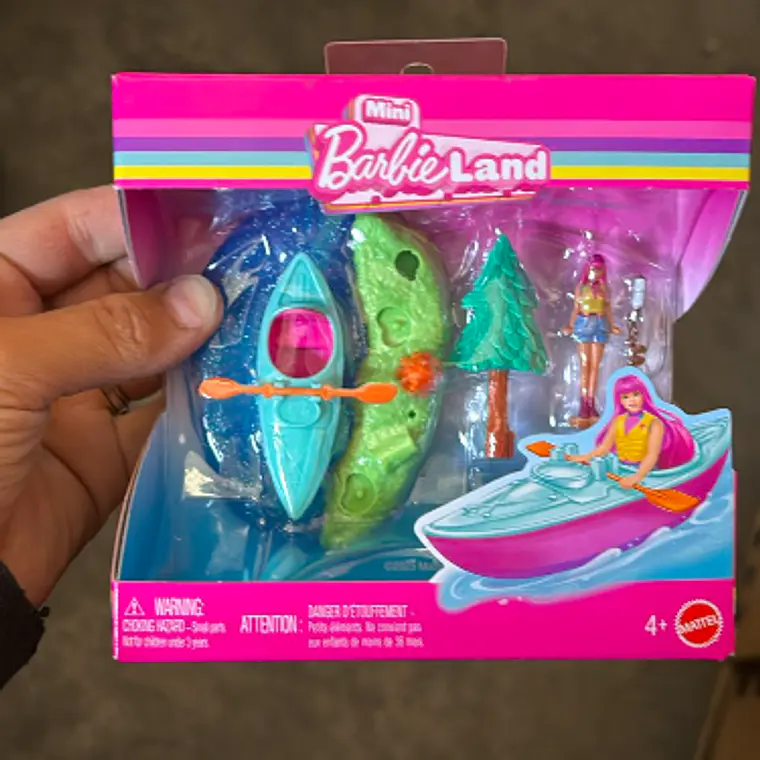 BARBIE MINI VEHÍCULOS Y SETS - BOTE 1