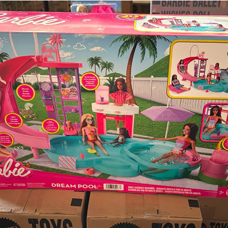 BARBIE SET DE JUEGO PISCINA DE LOS SUEÑOS 1