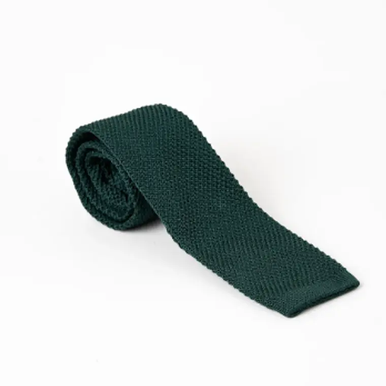 CORBATA TEJIDA MODELO BUCK COLOR VERDE OSCURO 1
