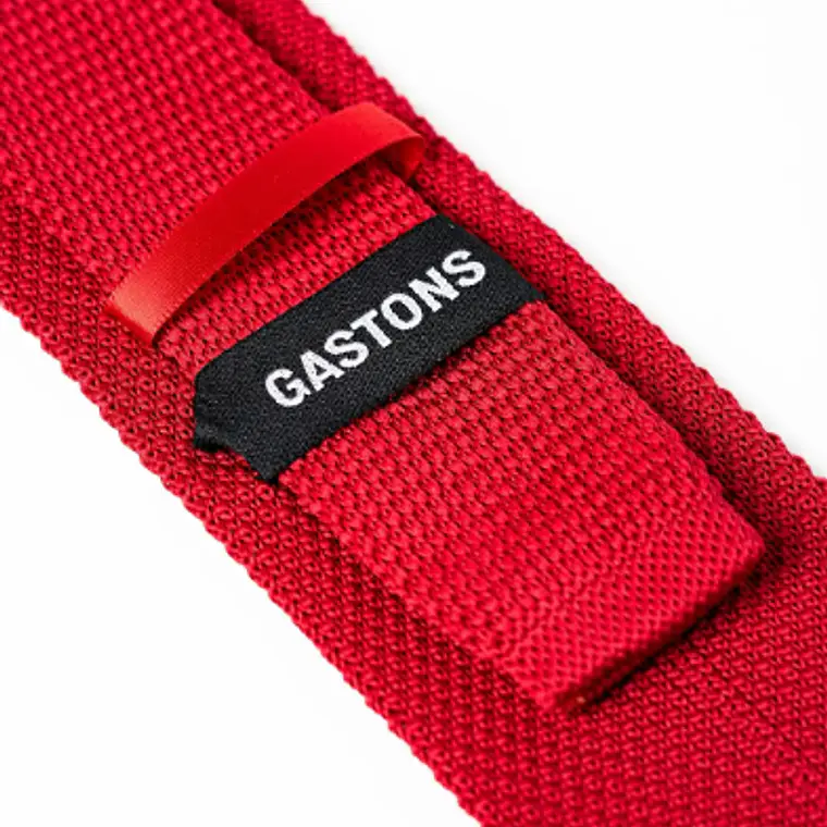 CORBATA TEJIDA MODELO BALTO ROJO 2
