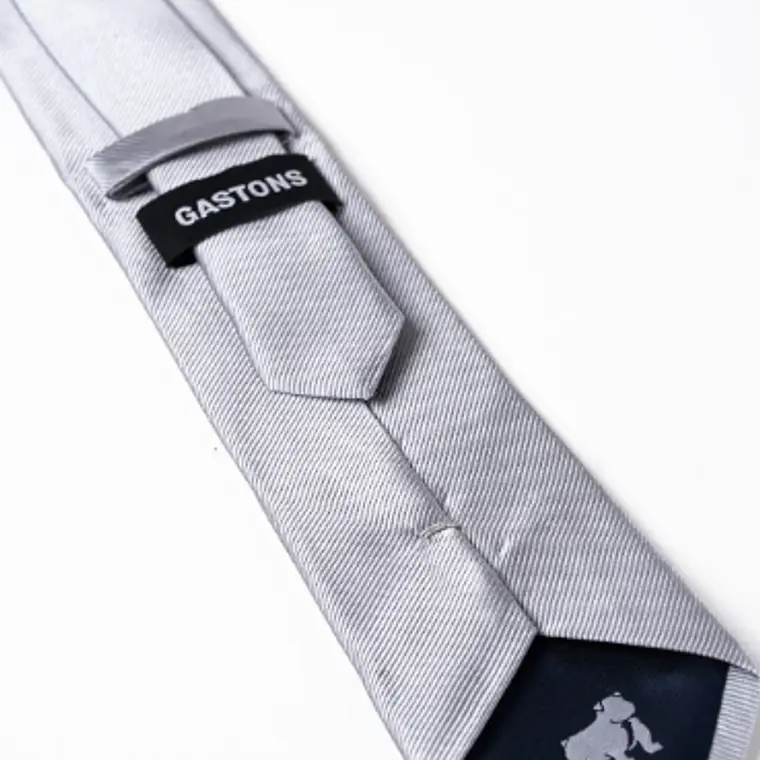CORBATA SEDA MODELO HUMBER 2