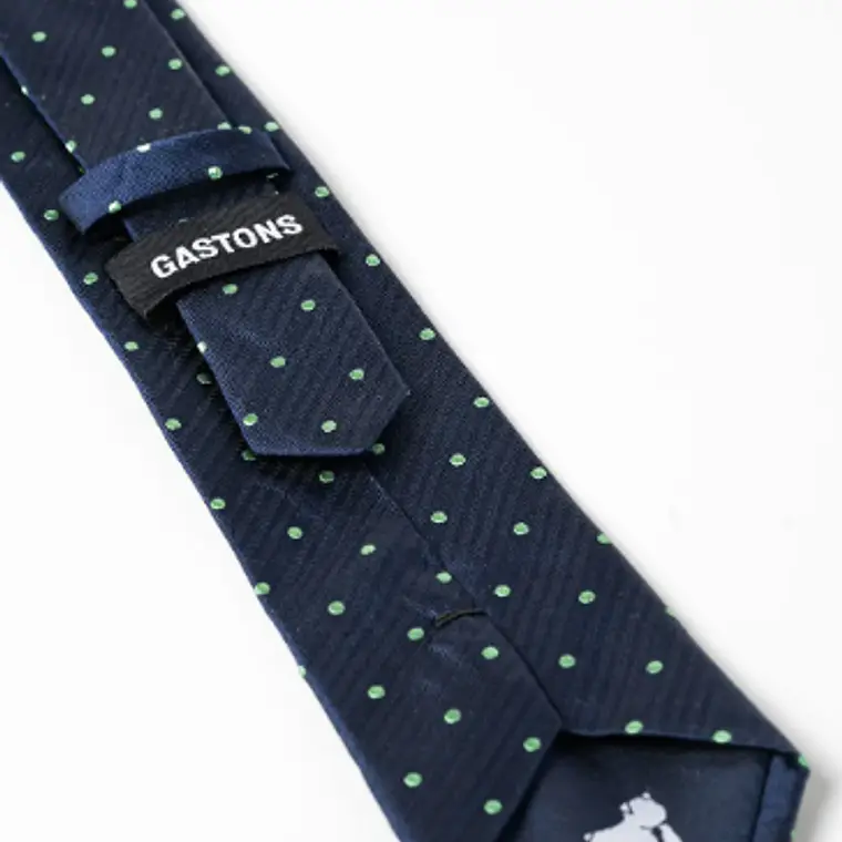 CORBATA SEDA MODELO SCOOBY PUNTOS VERDES 2