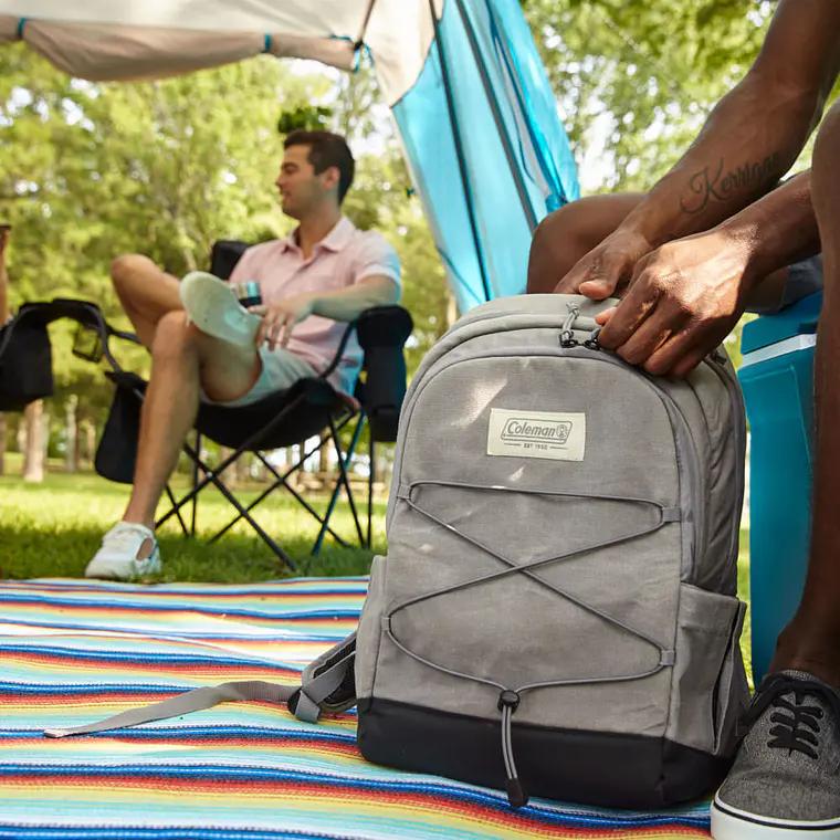 MOCHILA COOLER COLEMAN BACKROADS 30 LATAS  GRIS 6