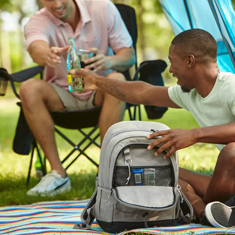 MOCHILA COOLER COLEMAN BACKROADS 30 LATAS  GRIS 7