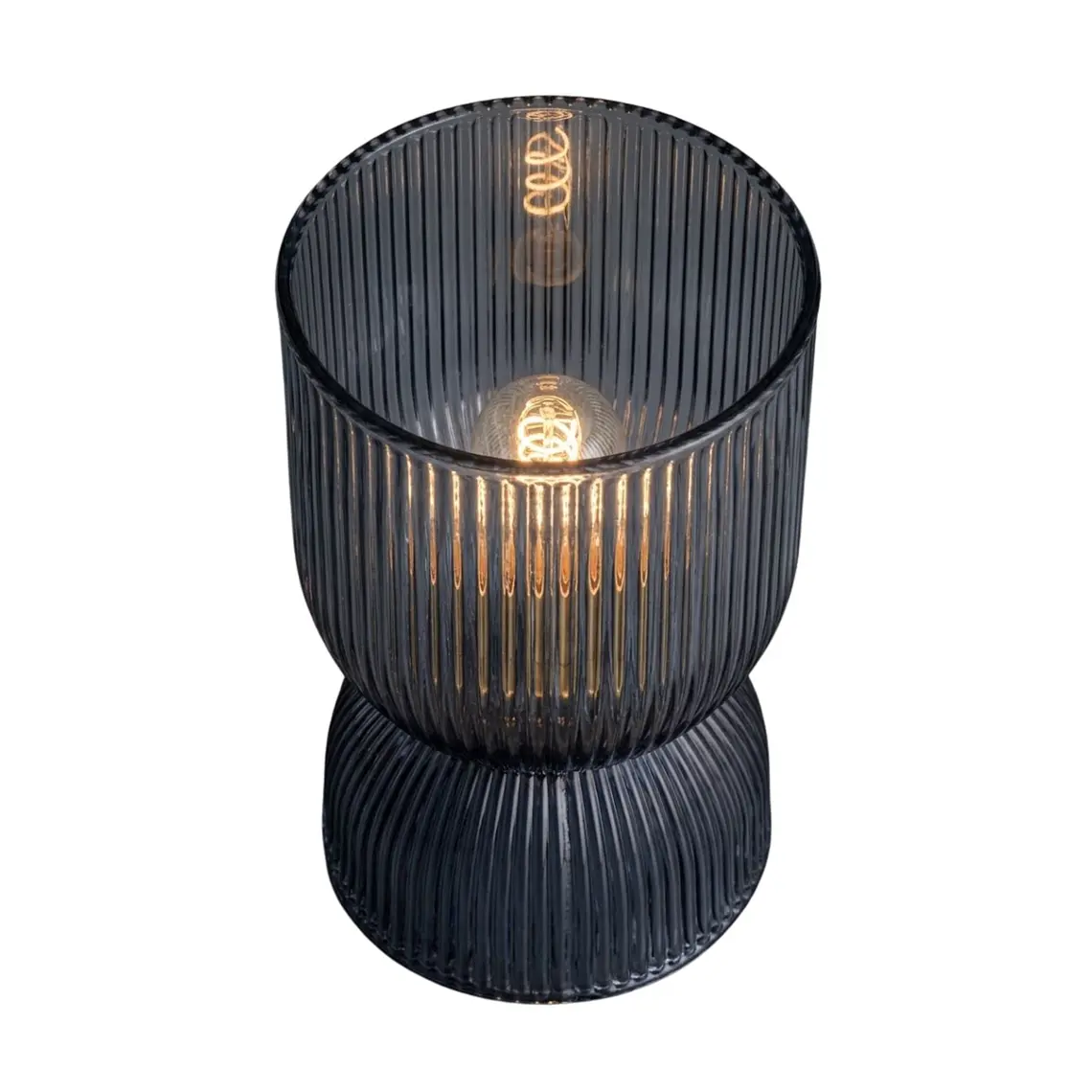 LÁMPARA LED VIDRIO GRIS ESTRIADO A PILA (12D X 19H CM) 2