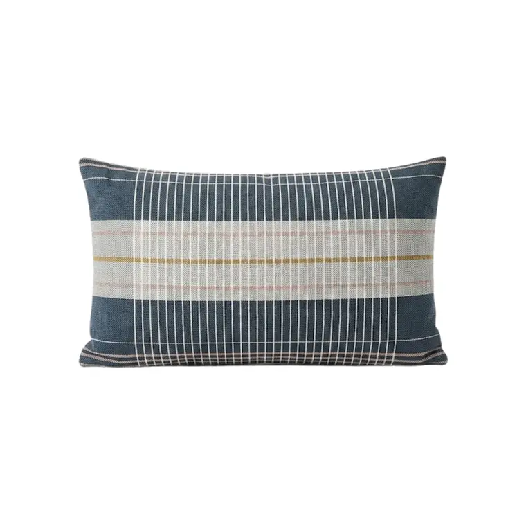 COJIN - SUNBRELLA TARTAN AZUL GRIS (30 X 50 CM) 1