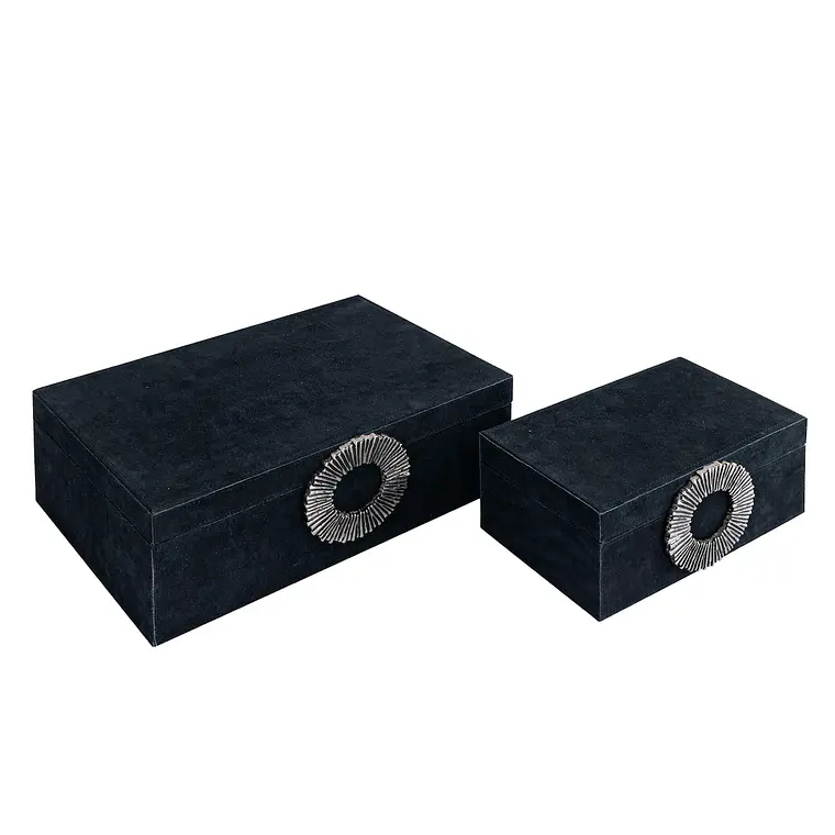 CAJA GAMUZA NEGRA CON ASA PLATEADA L (36L X 25P X 13H CM) 4