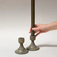 CANDELABRO TORNEADO MADERA GRIS (10D X 10H CM) - Miniatura 2