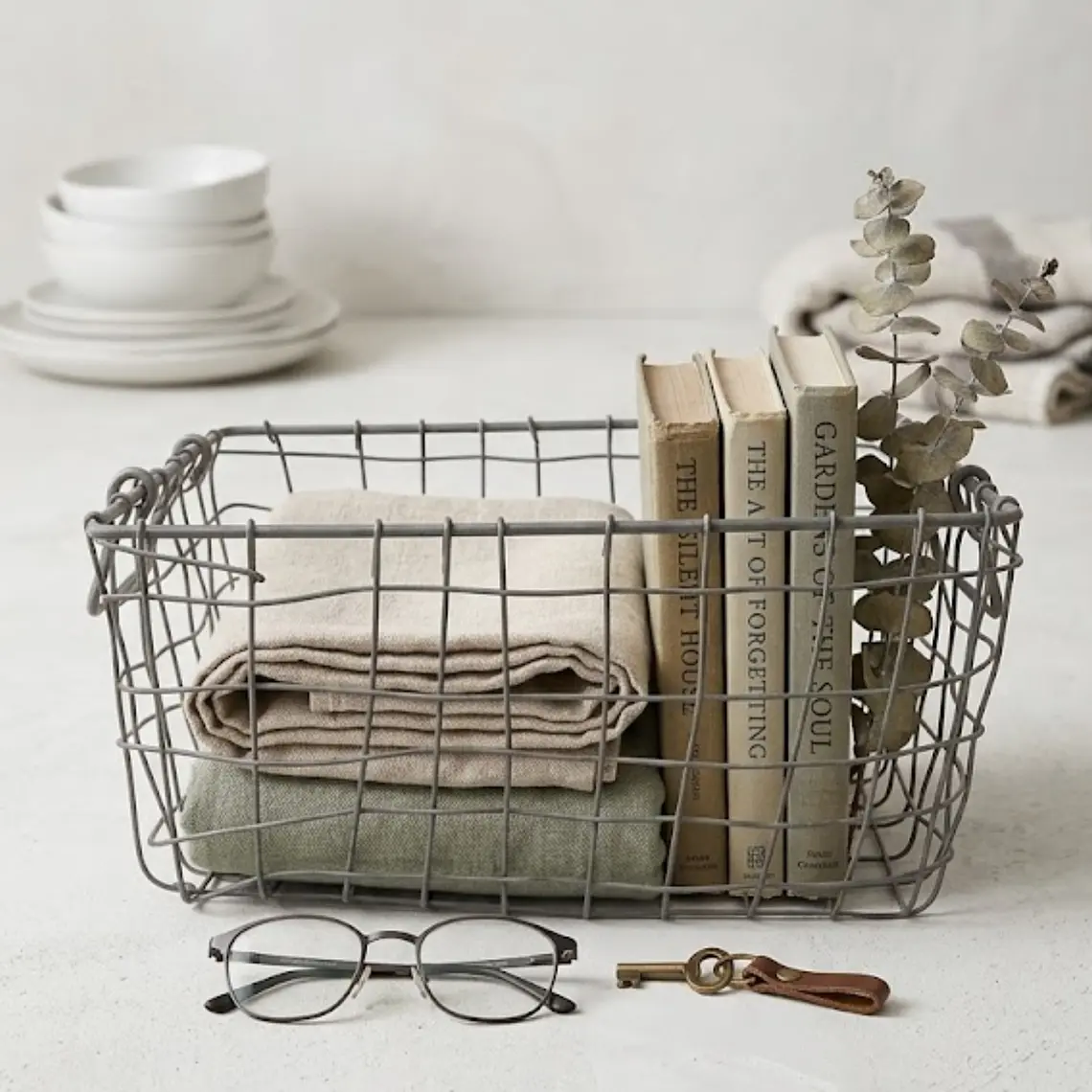 CANASTO METAL BÁSICO L (35L X 25A X 17H CM) 2